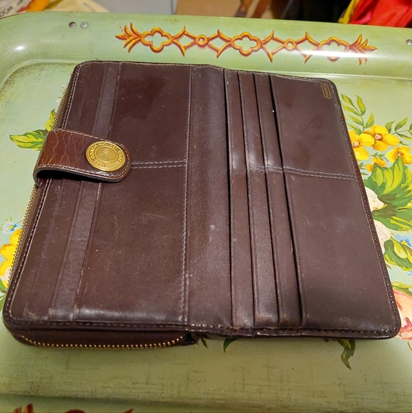 Coach signature zip around Clutch wallet - Picture 2 of 5